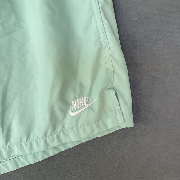 Nike Running Shorts Women's XXL Light Blue Athleisure Yoga Workout Gym Exercise - Picture 2 of 11